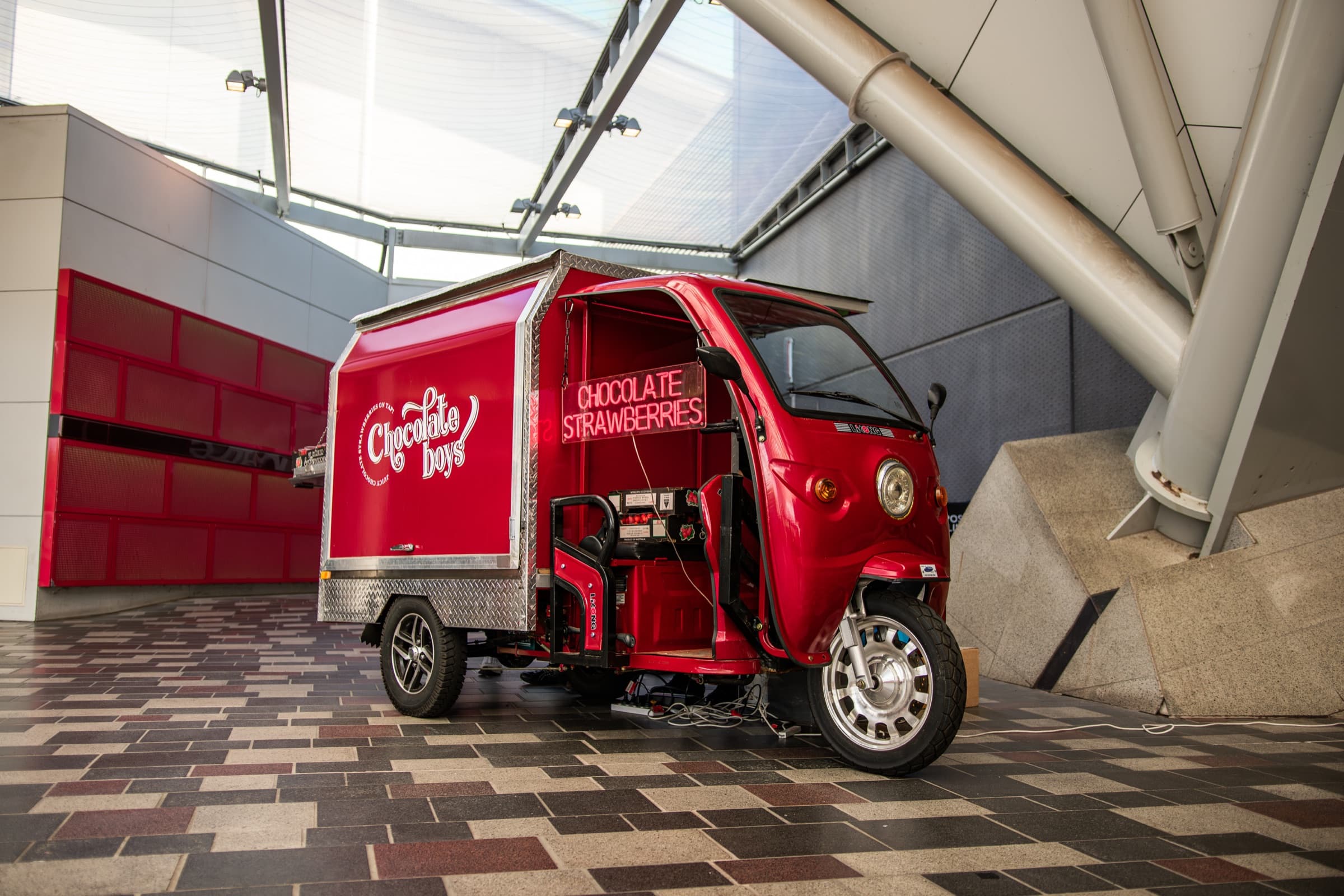 The Chocolate Boys tuk-tuk, clean exterior shot